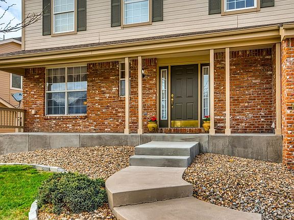 Exterior Front covered Entry to keep guests out of the weather