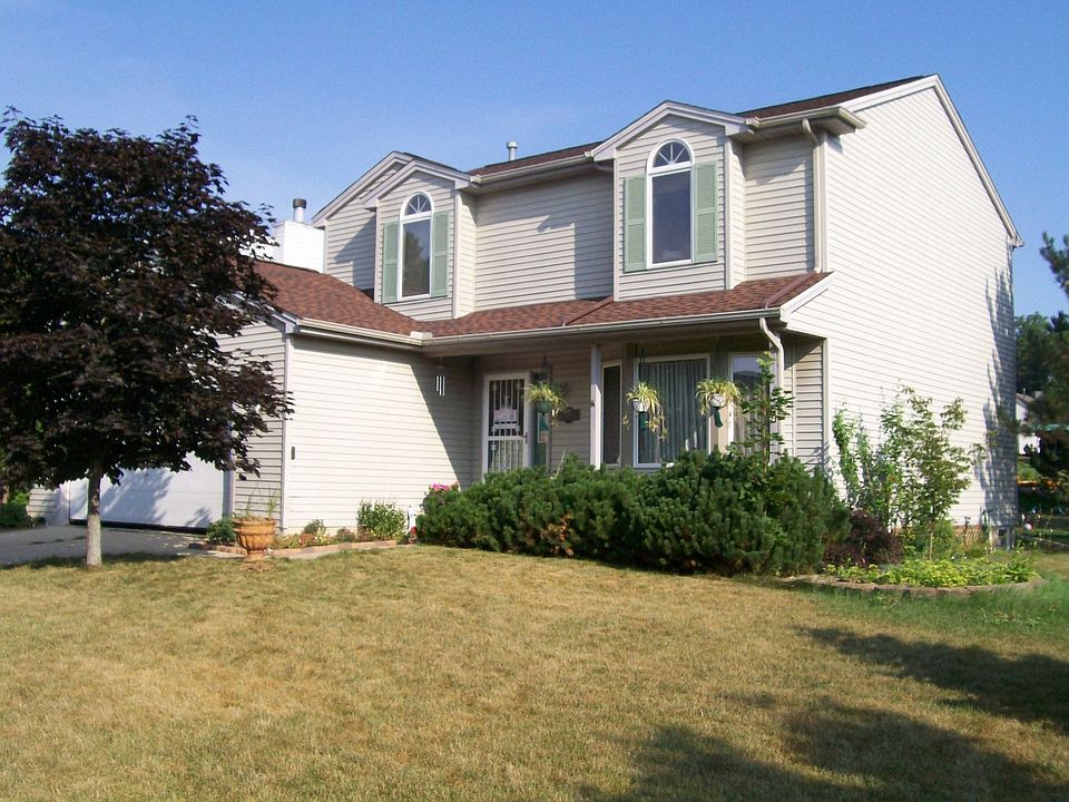 1st image of 368 Woodland Dr W
