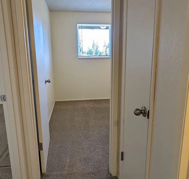 7815 NE 117th Ave — Photo 34