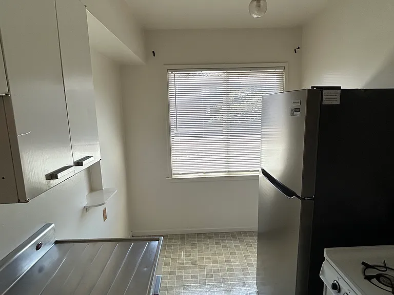 1708 N St — Photo 3