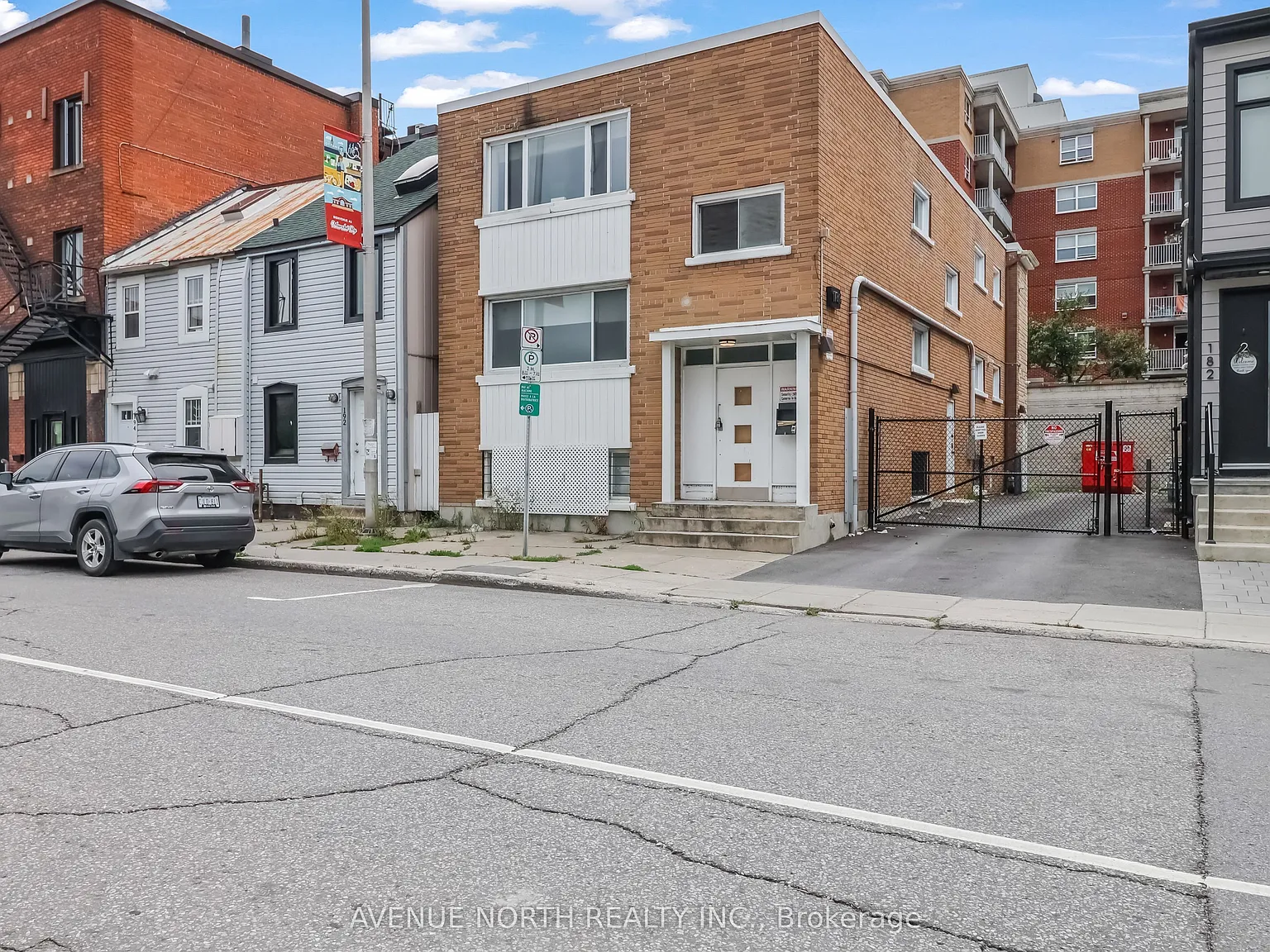 1 bed, $2,500 — Photo 2