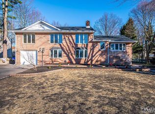 12 Utica Rd, Edison, NJ 08820