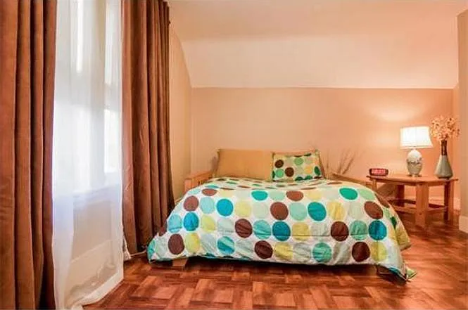 27 Becket St #1 — Photo 16