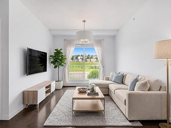 4th image of 5305 W 32nd Ave SW #4311