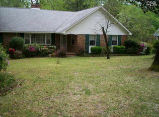 2010 Brook Dr, Camden, SC 29020
