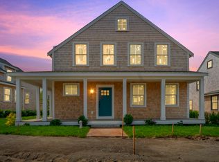 7 Honeysuckle Dr, Nantucket, MA 02554