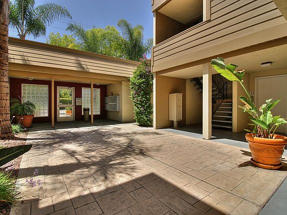 4th image of 3875 Park Blvd