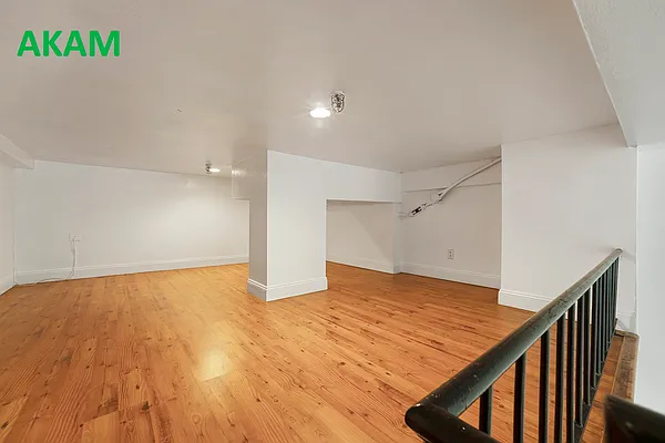 Rented by Akam Sales and Brokerage | media 26