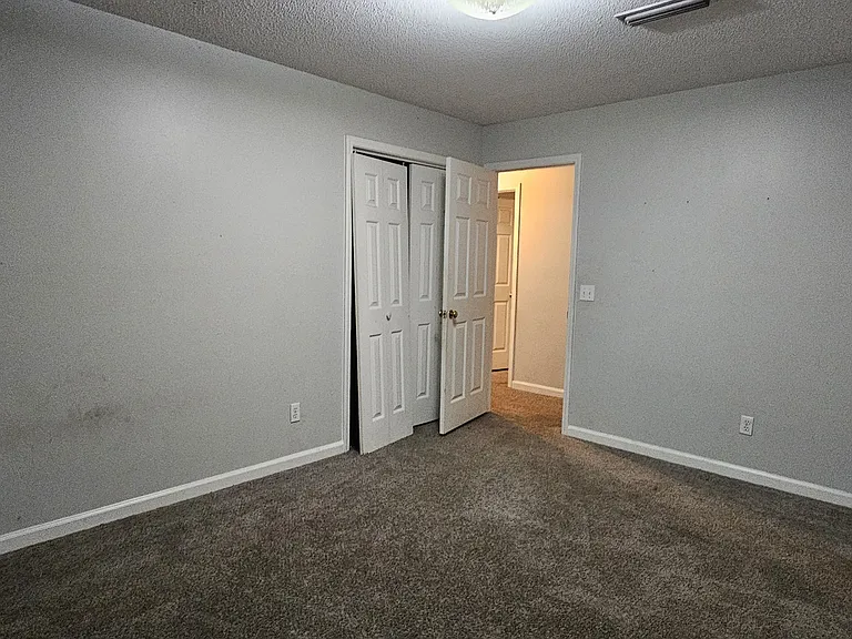 211 Plantation Rd — Photo 82
