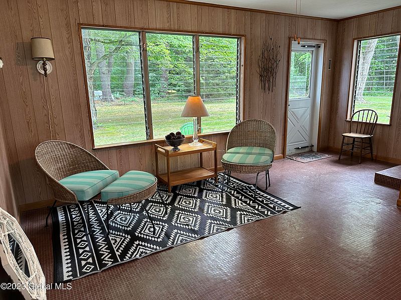 5th image of 480 Clifton Park Center Road
