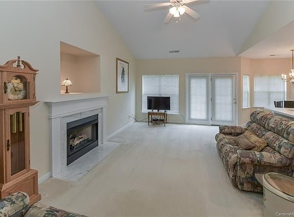 4th image of 8507 Suttonview Dr