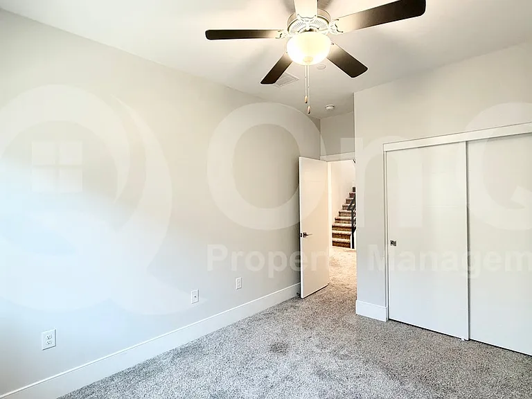 165 E Hearne Way — Photo 11