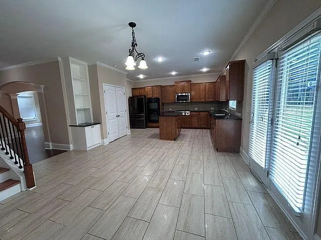 308 Fieldhouse Cir SW — Photo 15