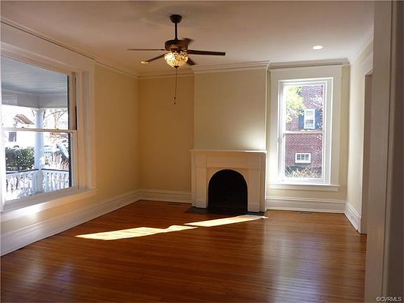 2nd image of 2815 Grove Ave