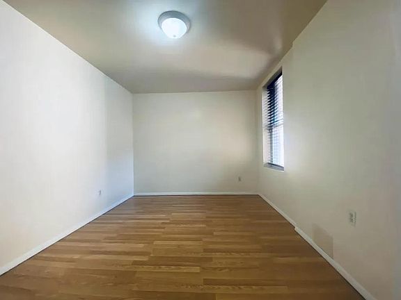 4th image of 60 Glenwood Ave #501B
