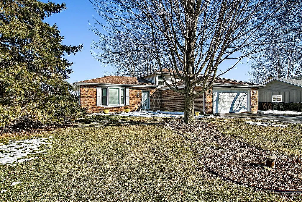 25031 S Marian Ave photo 1