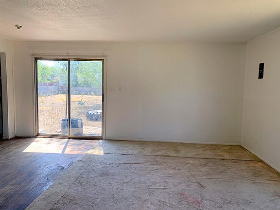 3rd image of 604 Central Ave