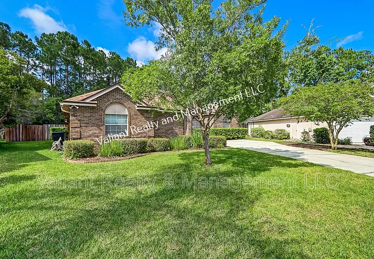12197 Ripken Cir N — Photo 4