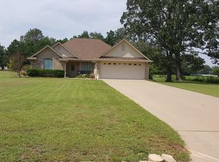 221 Azalea Rd, Gilmer, TX 75645