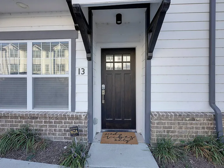 6511 Robertson Ave #13 — Photo 21