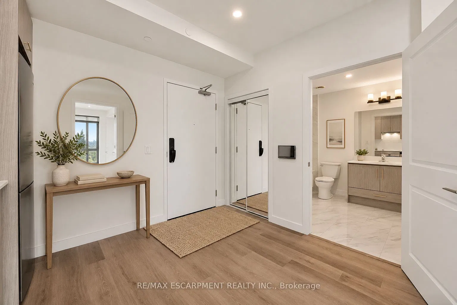 461 Green Rd — Photo 3