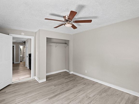 5th image of 3116 Avenue L APT 8
