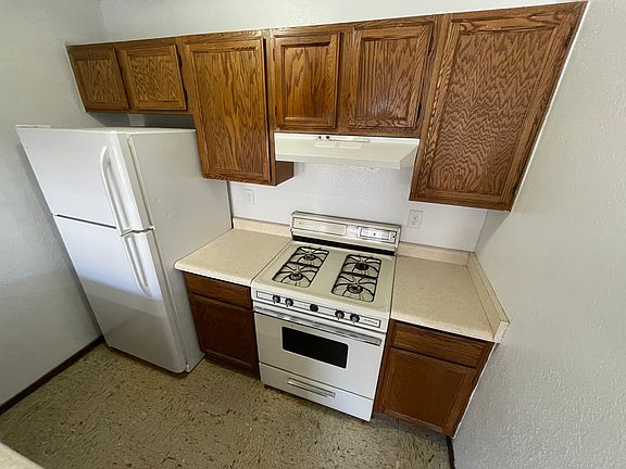 4th image of 10613 Cuatro Vistas Dr #B