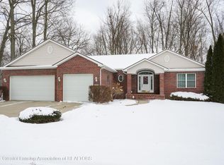 2602 Sanibel Holw, Holt, MI 48842