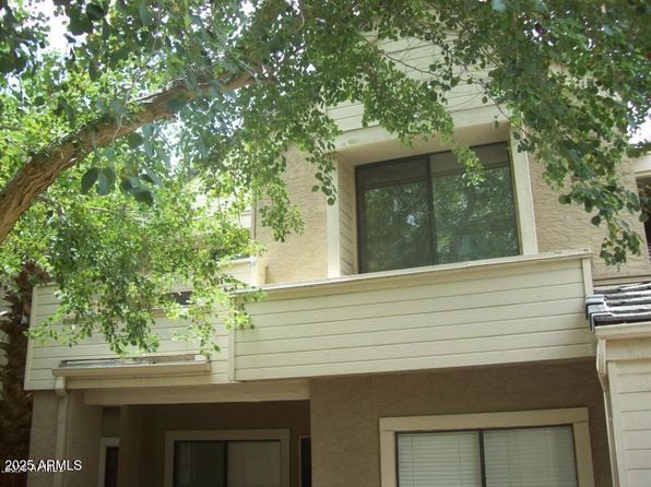 2035 S Elm St Unit 208