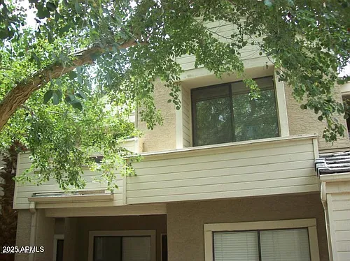 2035 S Elm St Photo 1