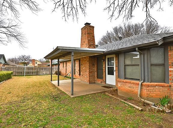 5th image of 1917 Chimneywood Ct
