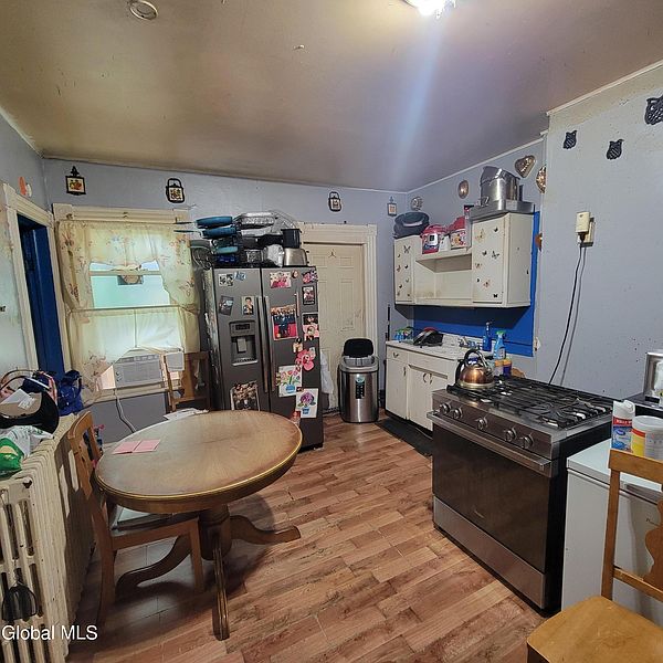2nd image of 26 Albany Street