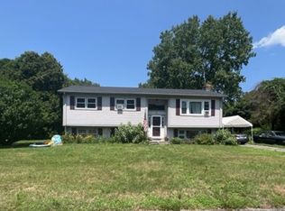 3 Wagonwheel Rd, East Lyme, CT 06333