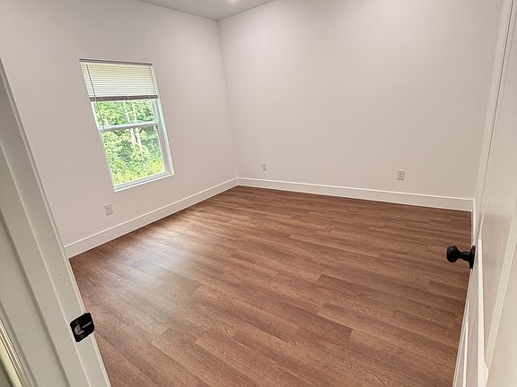 4th image of 116 Honda St #118