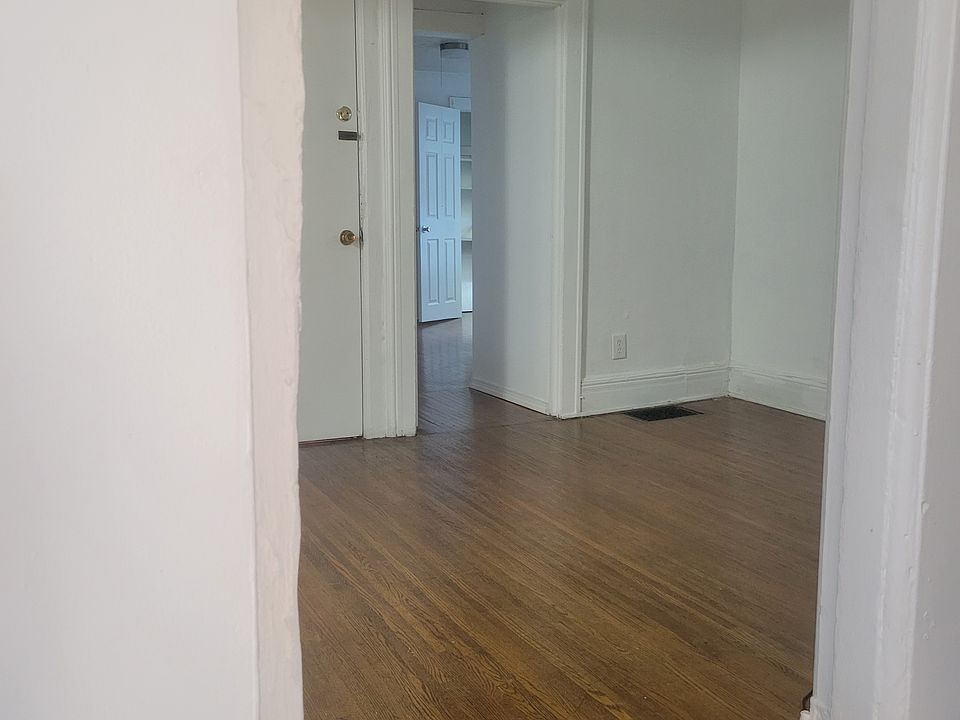 Spacious Living Rm.