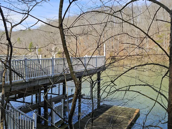 112 Bailey Blvd, Hardy, VA 24101