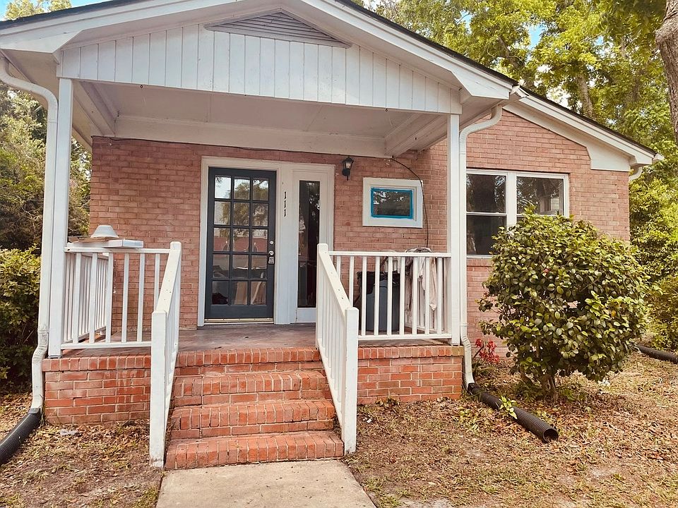1st image of 111 Bagley Ave