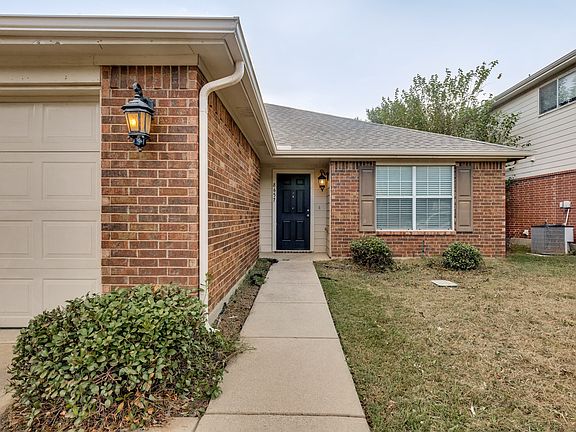 3rd image of 8657 Boswell Meadows Dr