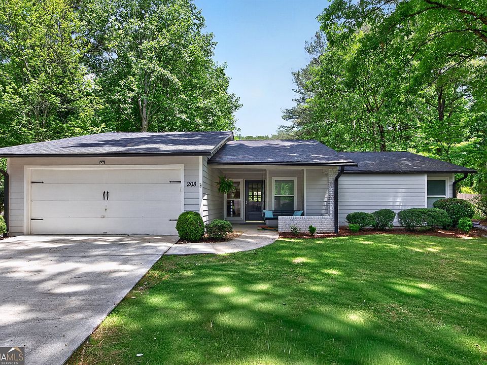 1st image of 208 Driftwood Ln