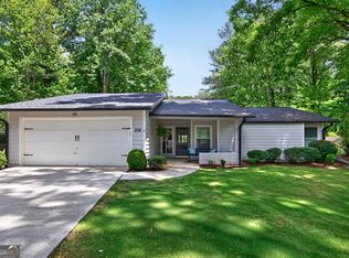 208 Driftwood Ln, Peachtree City, GA 30269