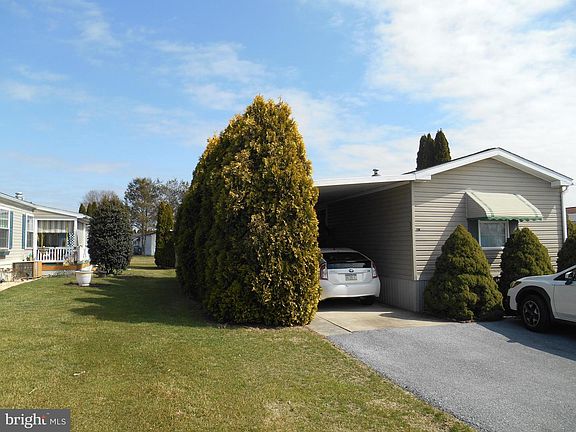 2nd image of 1300 E Kercher Ave Lot 116
