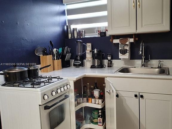 4th image of 29420 SW 152nd Ave #2