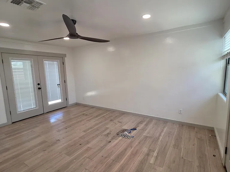4036 E Moreland St #B — Photo 6