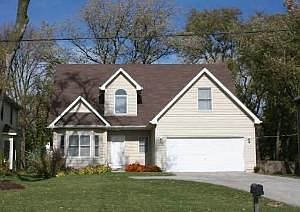 2nd image of 2150 63rd St
