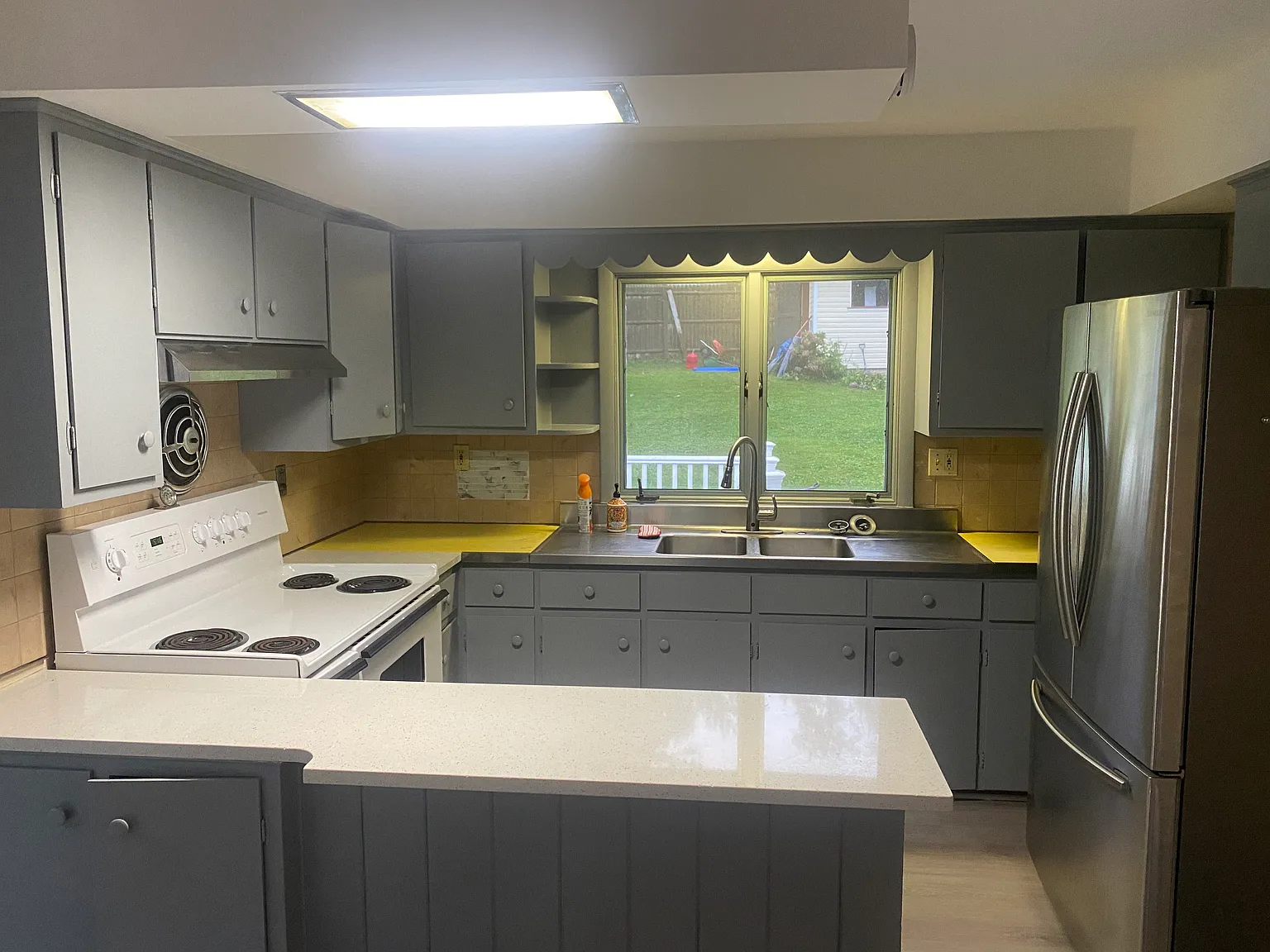 3 bed, 1850 sqft, $3,500 — Photo 3