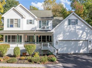 4291 E Lake Rd, Livonia, NY 14487