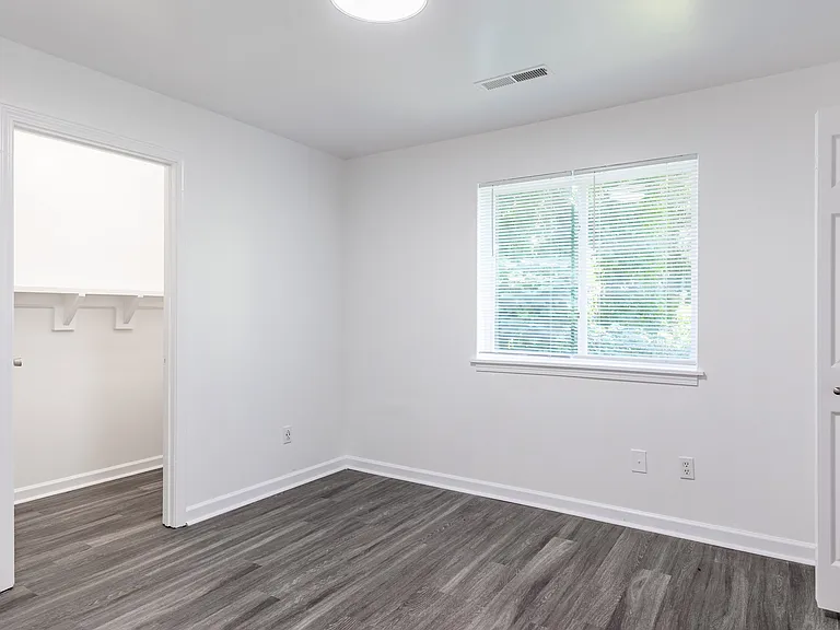 Sunrise Terrace — Photo 13