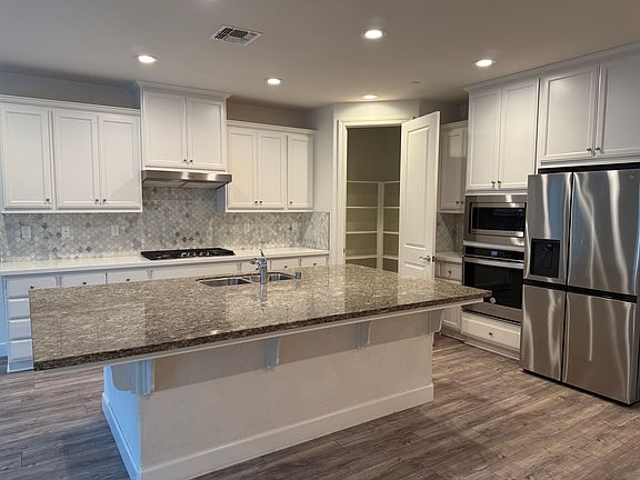 Kitchen - Pantry