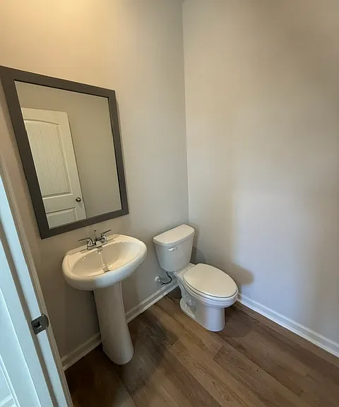 44 Berryville Dr — Photo 9
