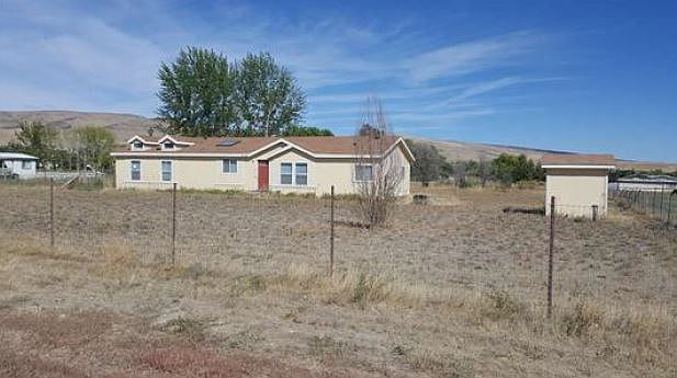 2nd image of 95 Foster Ln